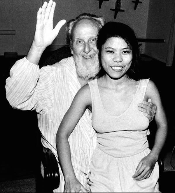 David Berg'in tarikat üzerindeki mutlak otoritesi